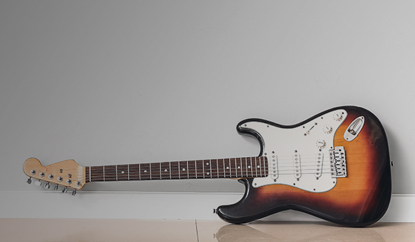 Kit Guitarra Electrica Saga ST-10 | Linio México - SA156EL16D282LMX